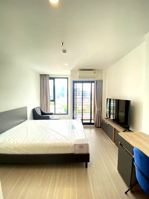 Condos for rent : [🔝𝐔𝐫𝐠𝐞𝐧𝐭] 𝐃𝐞𝐧𝐢𝐦 𝐉𝐚𝐭𝐮𝐣𝐚𝐤 ✨Beautiful condo, good location near train station, ready to move in 🏢