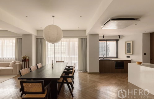 For Sale 2 Bedroom Condominium in Newton Tower in Khlong Toei, Khlong Toei, Bangkok BTS Nana HRE00387