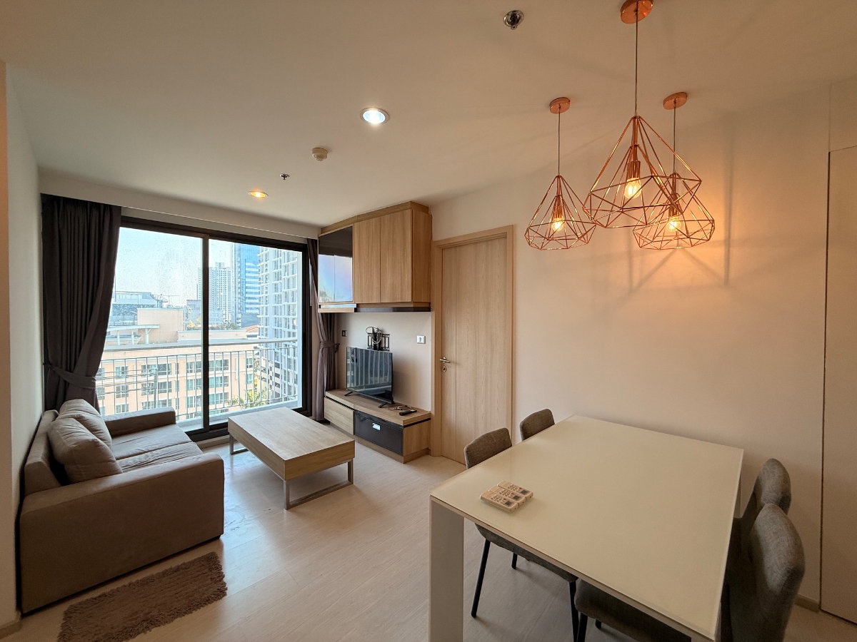 🆙👉 ให้เช่า คอนโด Rhythm Sukhumvit 42 🔥🔥 ราคาดี ห้องสวย เฟอร์ครบ 🚆ใกล้ BTS เอกมัย ✅56sq.m. ✨LINE : tng.first