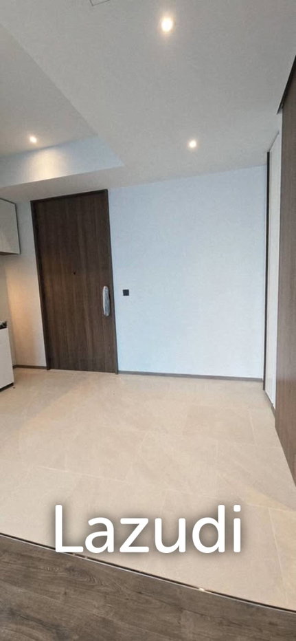 รูป 35.4 ตร.ม.  1 ห้องนอน  1 ห้องน้ำ คอนโดสำหรับ ขายใน สีลม - รูปที่ 6/12