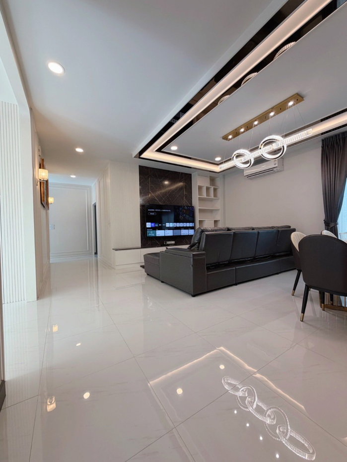 รูป P0693ขายบ้านเดี่ยวหลังใหญ่ แปลงมุมถนนเมน ใกล้ Mega Bangna เพียง 800 เมตร - รูปที่ 19/23