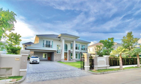 Luxury mansion for , Pruksapirom Ratchaphruek - Rattanathibet. Land area 182 sq.wah | Usable area 425 sq.m.