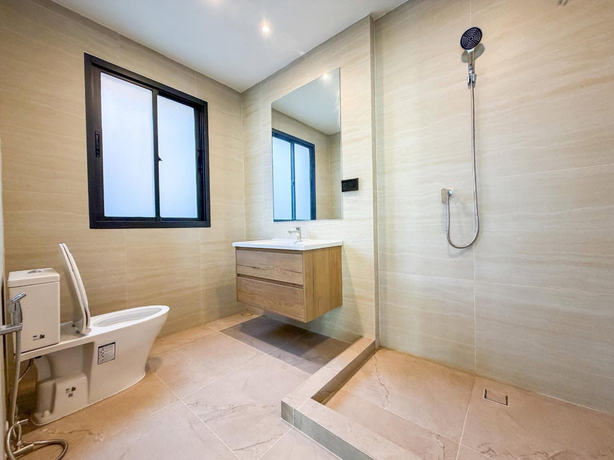 รูป ขายบ้านเดี่ยว ลัดดารมย์ ปิ่นเกล้า  ที่ดิน 153.8 ตร.วา  รีโนเวทใหม่ทั้งหลัง พร้อมอยู่ - รูปที่ 4/10