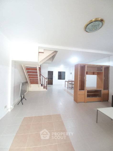 รูป ทาวน์เฮ้าส์ 3-ห้องนอน ที่ บ้านกลางเมือง พระราม 9 ซอย 43 ใน สวนหลวง (ID 2829743) - รูปที่ 19/24