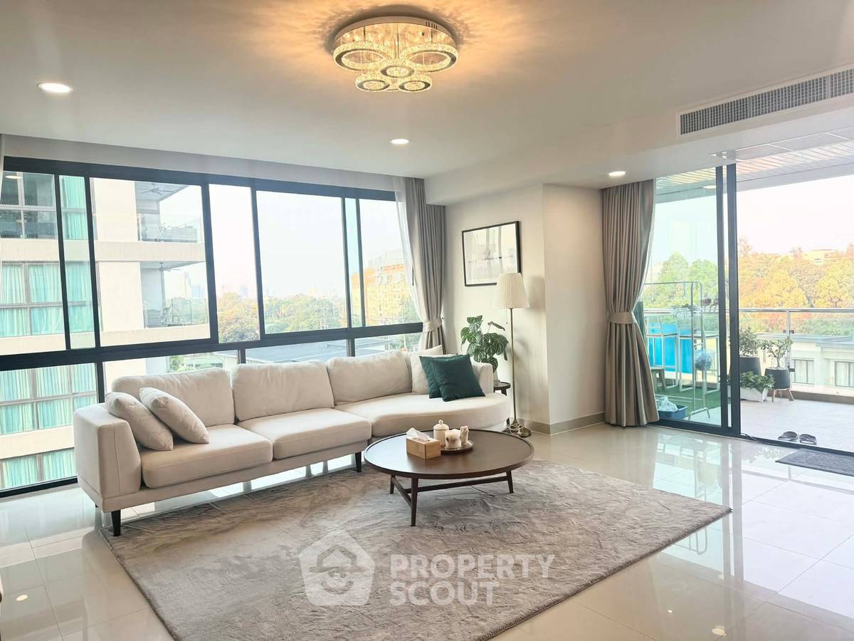picture 2-BR Condo at Gardenia Pattaya close to Pattaya (ID 2833720) - 2/15