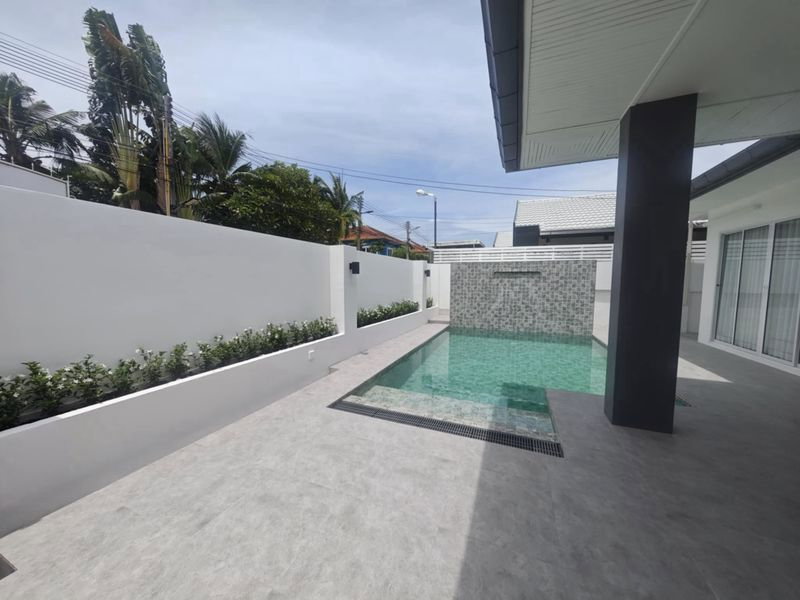 รูป ขาย Eakmongkol Jomtien 1  5 นอน  4 น้ำ - รูปที่ 2/12