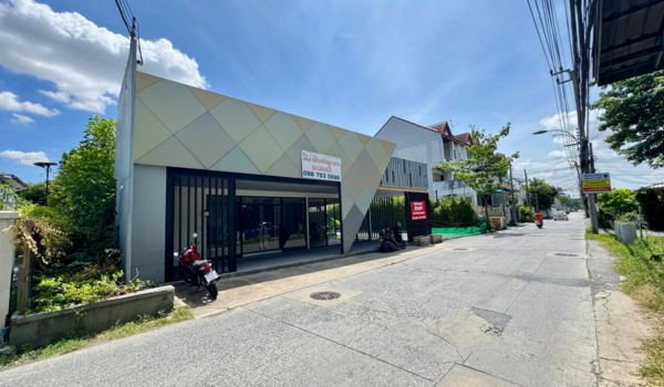 รูป ให้เช่าที่ดิน  พร้อมอาคารสำนักงาน/โชว์รูม   253 ตรว.สุขุมวิท ซอย 76 - รูปที่ 3/5