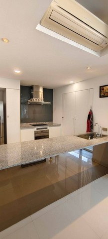 รูป HR3419ให้เช่าบ้านเดี่ยวหลังมุม Courtyard Villa Rama 9 พื้นที่กว้าง 102 ตร.ว. ใกล้โรงเรียนนานาชาติและสนามบินสุวรรณภูมิ - รูปที่ 6/9
