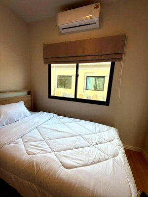 Houses for rent : For rent Town Home Siri Place near Suan Luang Rama 9 Park *New Home Pet Friendly* at Line: @homefinder