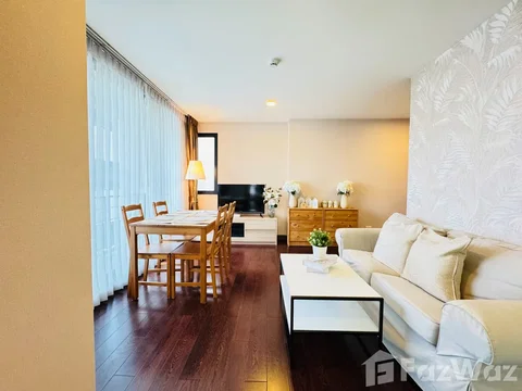 bangkok feliz sathorn-taksin 6212299