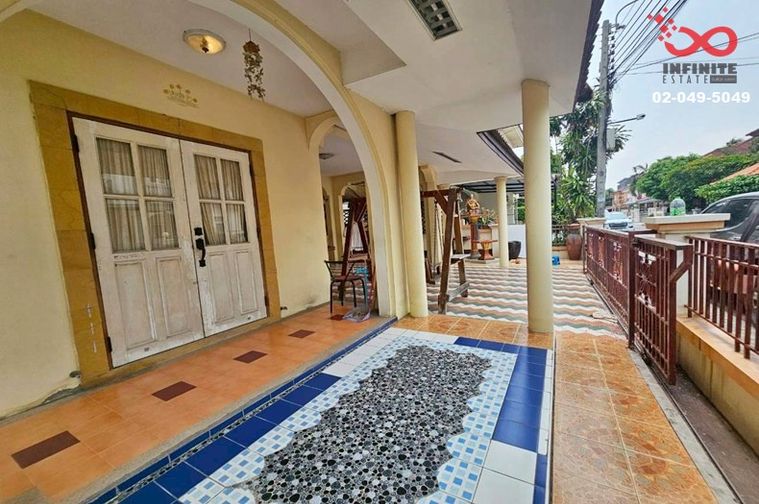 3-bed house for sale, 50 sq wah, Chuan Chuen Ladprao