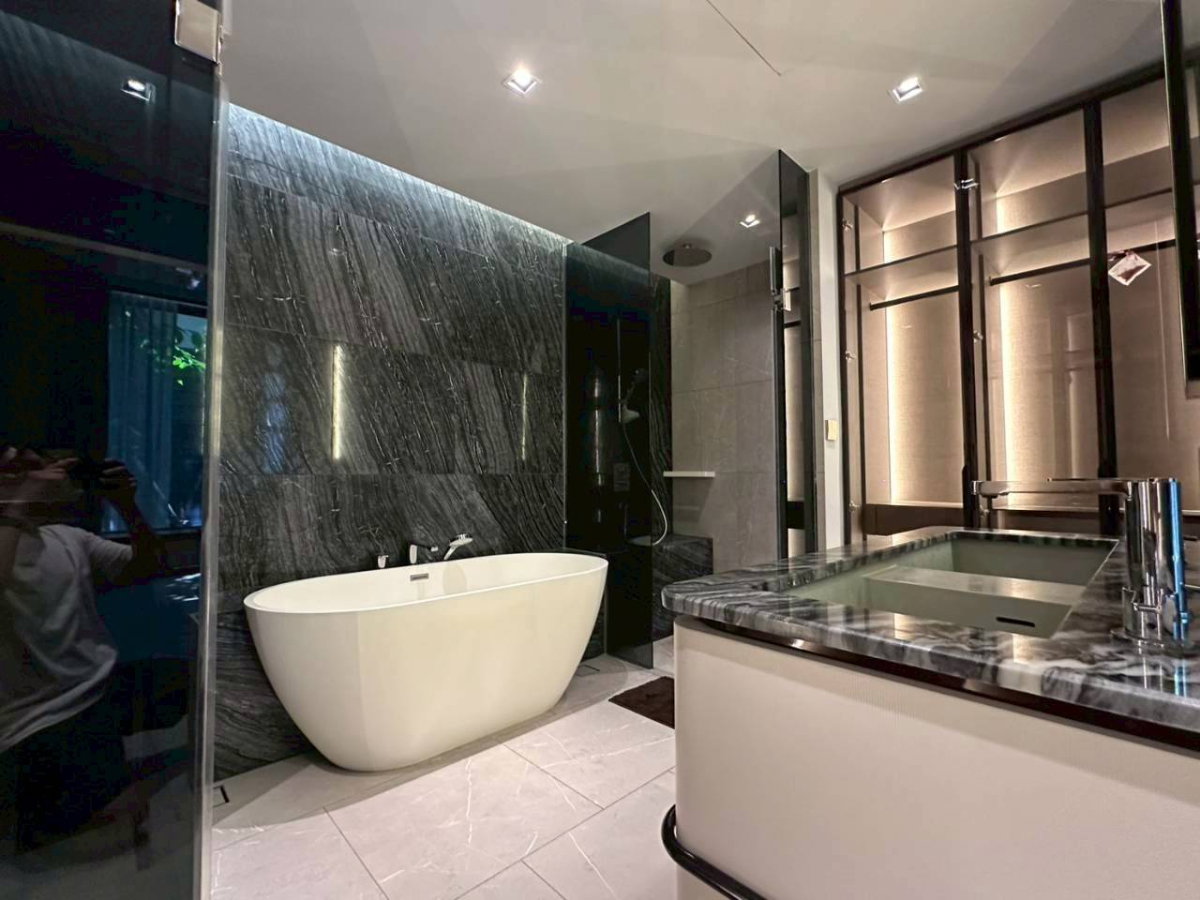 รูป ให้เช่าคอนโด The Reserve 61 Hideaway (101 ตร.ม.) คอนโดหรู Low Rise ใจกลางเมือง - รูปที่ 22/22