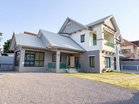 ขายบ้านเดี่ยว ลัดดารมย์ ปิ่นเกล้า  ที่ดิน 153.8 ตร.วา  รีโนเวทใหม่ทั้งหลัง พร้อมอยู่