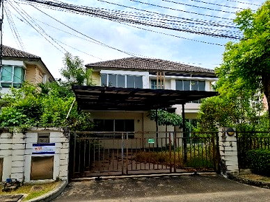 ขายบ้านเดี่ยว : บ้าน 2 ชั้น ม.ไลฟ์ บางกอกบูเลอวาร์ด เพชรเกษม 81