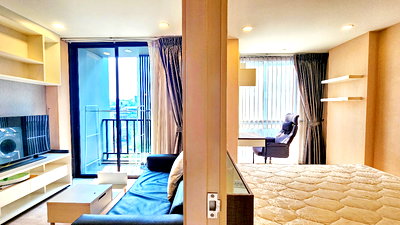 เช่าคอนโด เชียงใหม่ : ให้เช่า Palm Springs Nimman Royal  คอนโดหรู ใจกลางนิมมานฯ เดินได้ทุกที่ ใกล้ห้างเมญ่า 5 นาที