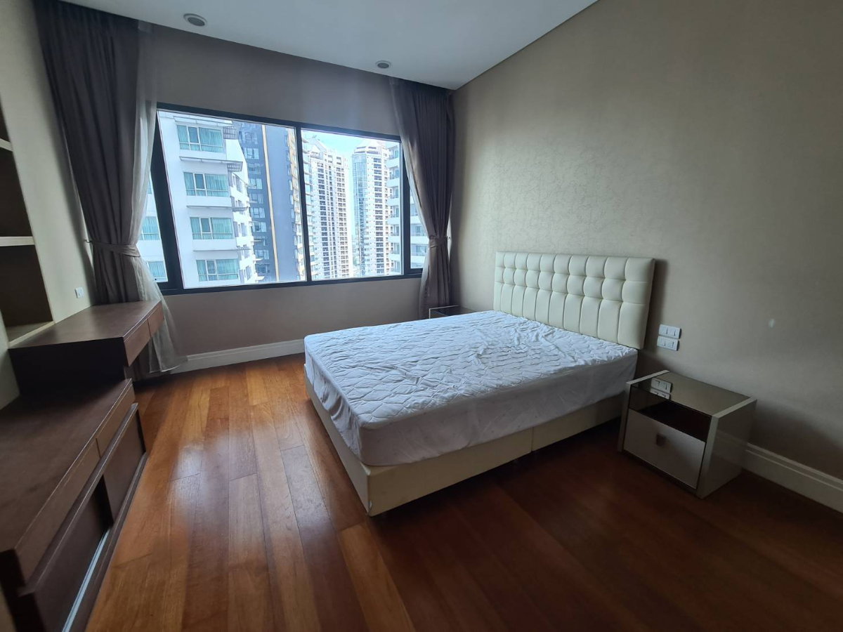 picture Bright Sukhumvit24 3Bedroom For Rent - 5/11