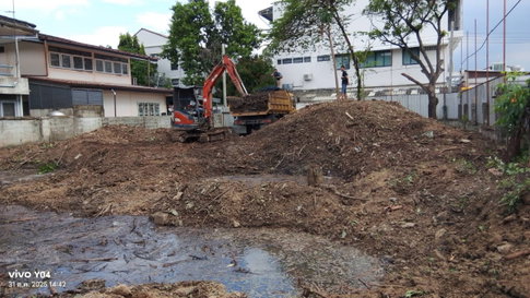 Sukhumvit105 in LaSalle14 for 150m. 142sq.wa corner-plot on public alley way (height 23m. near BTS-Bearing 600m.)