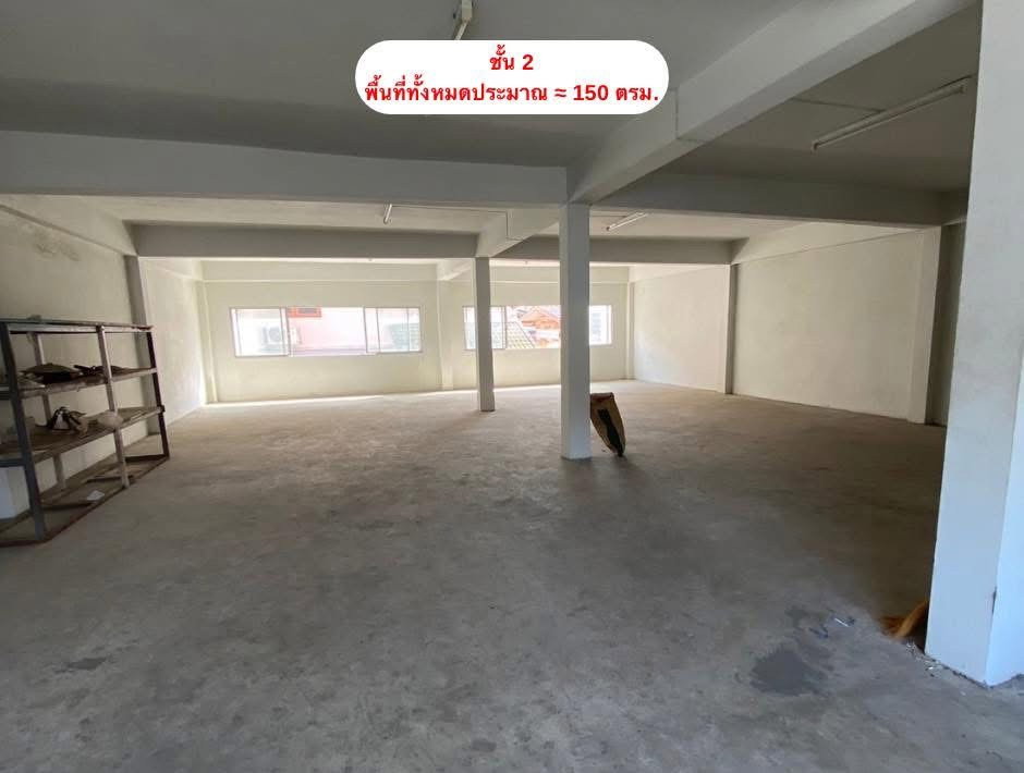 รูป 🏢✨ ปล่อยเช่าทั้งตึก 3 ชั้น ซอยโกสุมรวมใจ 3 6 ห้อง 3 ห้องน้ำ พื้นที่ใหญ่ จัดสรรได้อิสระ รองรับทั้งธุรกิจและอยู่อาศัย ✨🏢 - รูปที่ 14/20