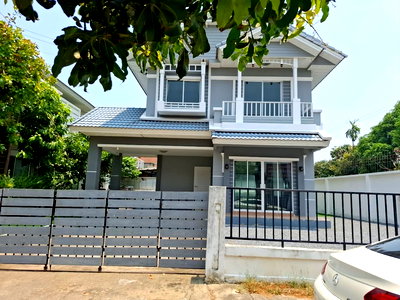 เช่าบ้านเดี่ยว เดอะ คริสตัล เอสบี : ให้เช่าบ้านเดี่ยวหลังมุมเพิ่งรีโนเวท หมู่บ้านเพอร์เฟคเพลส-พระราม 5 