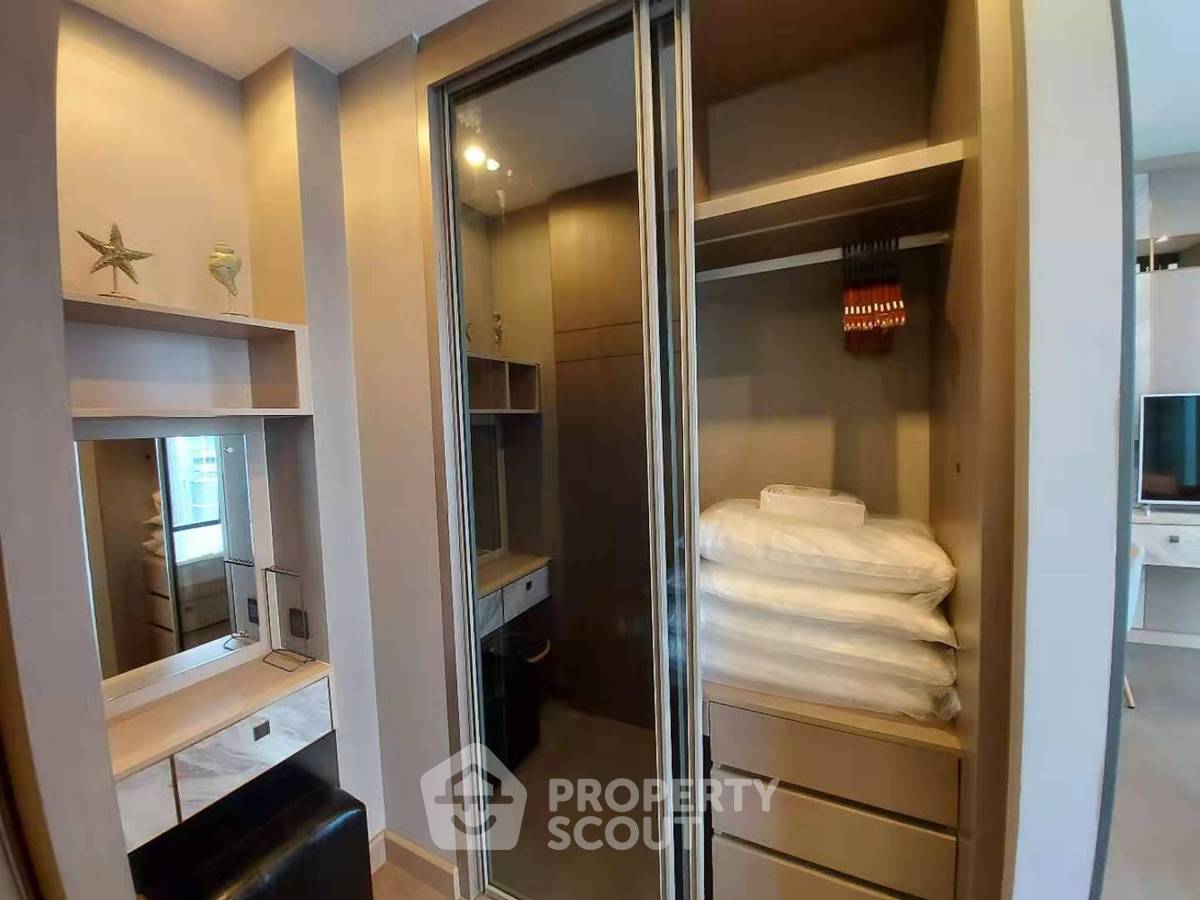 รูป คอนโด 1-ห้องนอน ที่ ดิ เอส แอท สิงห์ คอมเพล็กซ์ ใกล้ MRT เพชรบุรี (ID 437641) - รูปที่ 6/9