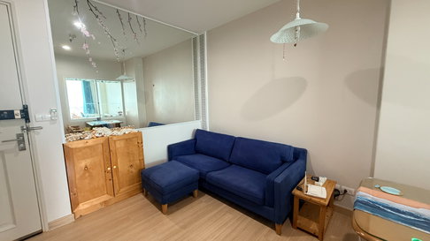 Cozy 1BR at Life @ Sathorn 10 | 40 sqm | Fully Equipped with Premium Appliances | Near BTS Saint Louis