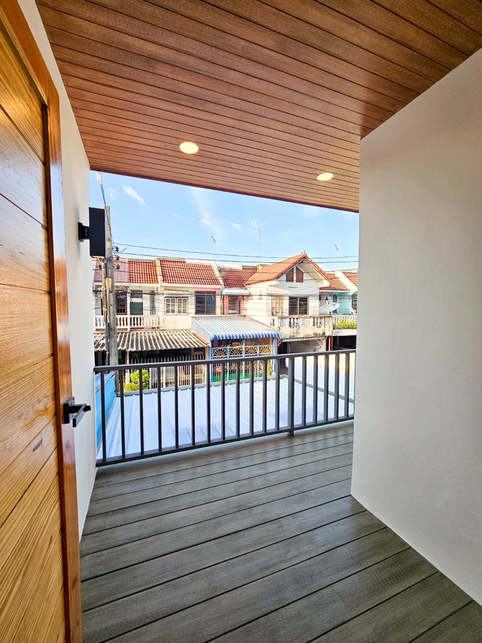รูป R166 ✨🏡 ทาวน์เฮ้าส์รีโนเวทใหม่ ทำเลดอนเมือง มบ.อยู่เจริญ ซ.วิภาวดีรังสิต 37 ใกล้สนามบินดอนเมือง เพียง 2.39 M เท่านั้น - รูปที่ 11/14