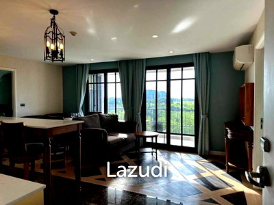 Condos for sale : Spacious 2-Bedroom at Espana Condo Resort Pattaya