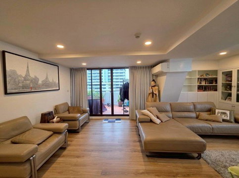 LTHC15167 – Spacious Condo High Floor for Rent Phrom Phong | City Lifestyle Best Value | Near BTS Phrom Phong | 60,000 THB | คอนโดให้เช่า พร้อมพงษ์ ห้องกว้าง รีโนเวทใหม่ วิวเมือง คุ้มค่า ใกล้ BTS พร้อมพงษ์