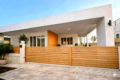 Houses for sale Chiang Mai : Selling a newly renovated single-story house in Chayayol View Village, Suthep area. Land size 58.9 sq.wa.