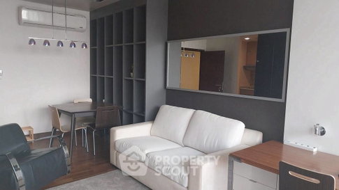Studio Condo at Le Luk Condominium near BTS Phra Khanong (ID 2383247)