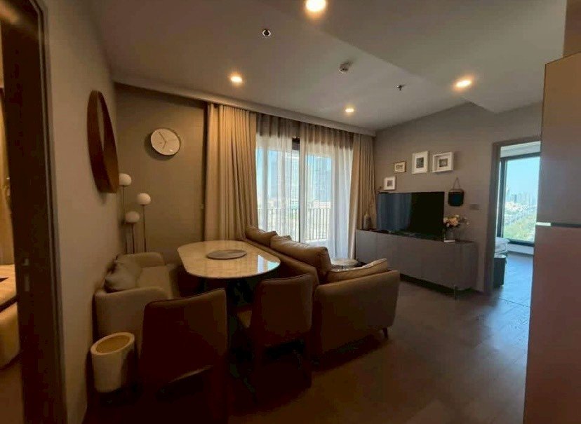 รูป LTHC15168 – Modern Condo High Floor for Rent Khlong Toei | City Lifestyle Best Value | Near MRT Khlong Toei | 65,000 THB | คอนโดให้เช่า คลองเตย ชั้นสูง ไลฟ์สไตล์เมือง คุ้มค่า ใกล้ MRT คลองเตย - รูปที่ 4/6