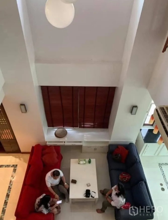 รูป ให้เช่า ทาวน์เฮาส์ 4 ห้องนอน Villa 49 (วิลล่า 49) คลองตันเหนือ วัฒนา กรุงเทพมหานคร BTS ทองหล่อ HRE00664 - รูปที่ 1/14