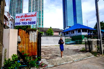 บ้านเดี่ยว สุขุมวิท 39 : ขายบ้านเดี่ยว  สุขุมวิท 39  ซอยพร้อมศรี 2  เขตวัฒนา กทม.