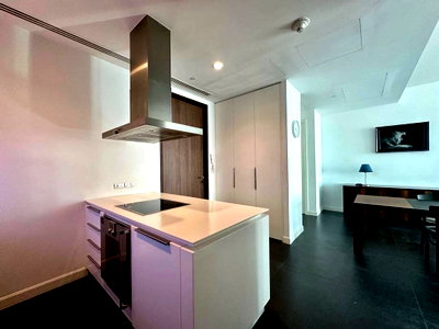 ขายคอนโด : LTHC15179 – Luxury Condo Corner Unit for Sale Ratchadamri | Investment Opportunity Best Value | Near BTS Ratchadamri | 39.9 MB | คอนโดหรู ราชดำริ ห้องมุม ลงทุนพร้อมผู้เช่า คุ้มค่า ใกล้ BTS ราชดำริ