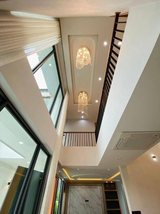 รูป KT0409🏡บ้านพูลวิลล่าใหม่พรประภานิมิต26 ใกล้อ่างน้ำมาบประชัน ที่ดิน 80ตรว 3นอน 4น้ำ🎁พร้อมเฟอร์นิเจอร์ใหม่🏊สระว่ายน้ำ - รูปที่ 3/10