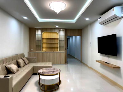 Townhouses for rent Bangkok : [For Rent] Townhome | Ladprao 80 -5 Bedrooms | 5 Bathrooms 