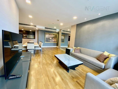 🚩 ให้เช่าคอนโด เออร์บานา สาทร อาคาร 1 ชั้น 21 2 ห้องนอน ขนาด 139.00 ตรม ใกล้ โรงแรมสุโขทัย