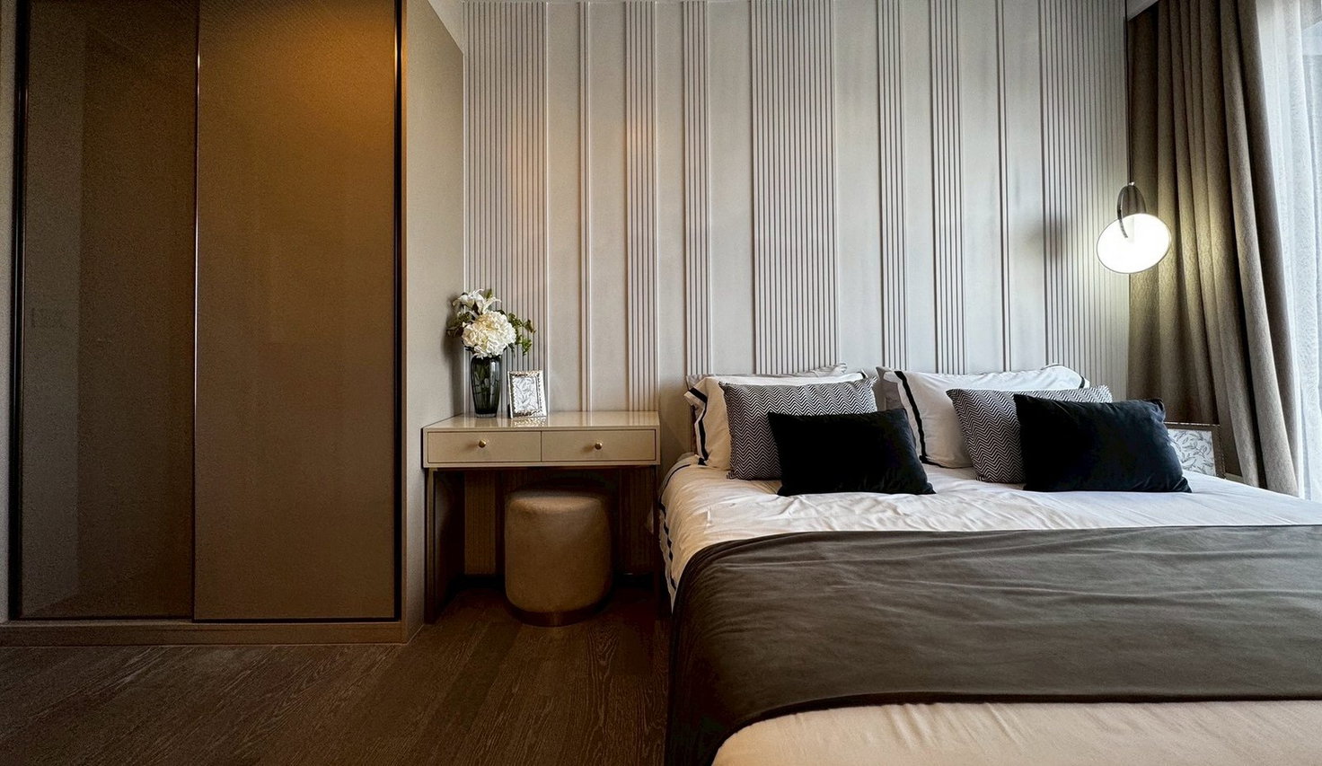 รูป LTHC15169 – 🏙️ Skyline Living | High-Floor Condo near MRT Khlong Toei | 68,000 THB/Month คอนโดคลองเตย ชั้นสูง วิวเมือง เดินทางสะดวก เชื่อมสุขุมวิท-สาทร ใกล้ MRT - รูปที่ 6/6