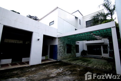 Houses for rent Bangkok : 4 Bedroom House for rent at The Noble Ekkamai 22 1172816