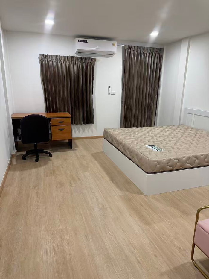 รูป [ให้เช่า] ทาวน์โฮม | ลาดพร้าว 80 5 ห้องนอน | 5 ห้องน้ำ  - รูปที่ 13/15