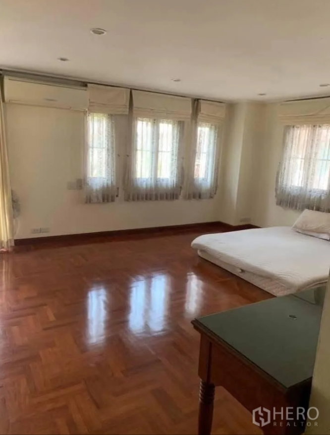 รูป ให้เช่า ทาวน์เฮาส์ 4 ห้องนอน Villa 49 (วิลล่า 49) คลองตันเหนือ วัฒนา กรุงเทพมหานคร BTS ทองหล่อ HRE00664 - รูปที่ 4/14