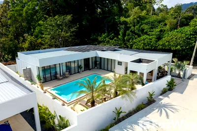 Houses for sale Surat Thani : 3 Bedroom Villa for sale in Maret, Surat Thani  6200356