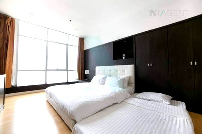 Condos for sale : 📌 For Sell Condo BAAN SATHORN CHAOPRAYA Building 1, Floor 18,1 bed room, Room size 74 sqm