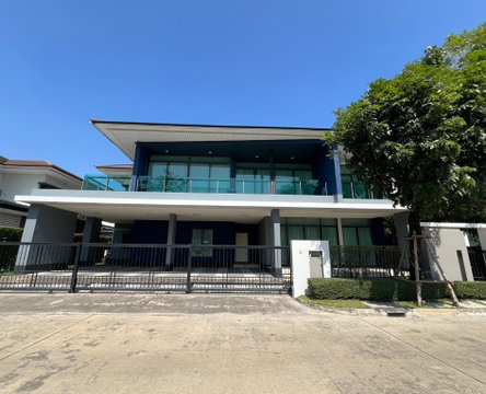 For rent 5 Bedroom Detached House in Setthasiri Krungthep Kreetha in Hua Mak, Bang Kapi, Bangkok HRE00043