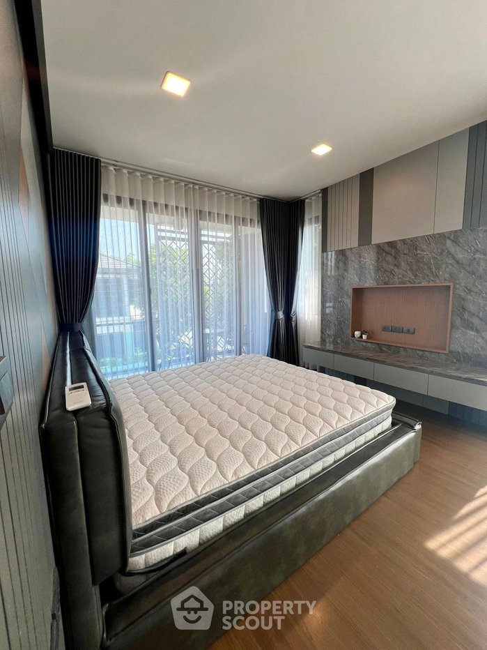 รูป บ้าน 4-ห้องนอน ที่ บริทาเนีย บางนา-กม.12 ใน บางพลีใหญ่ (ID 2833656) - รูปที่ 12/27