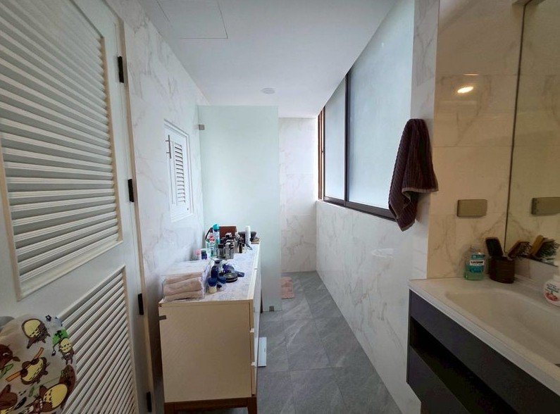 รูป LTHC15167 – Spacious Condo High Floor for Rent Phrom Phong | City Lifestyle Best Value | Near BTS Phrom Phong | 60,000 THB | คอนโดให้เช่า พร้อมพงษ์ ห้องกว้าง รีโนเวทใหม่ วิวเมือง คุ้มค่า ใกล้ BTS พร้อมพงษ์ - รูปที่ 4/5
