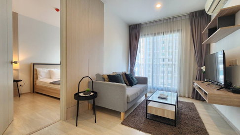 For rent ✨Life Asoke ✨ 2 bedrooms, size 52.41 sq m, convenient travel, near MRT and ARL 🚆