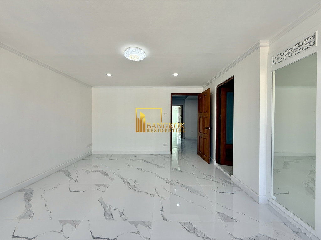 รูป Yenakart Residence | Renovated 5 Bedroom Townhouse For Rent - BR28337SH - รูปที่ 49/57