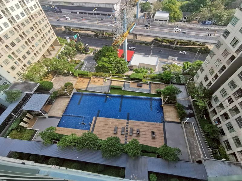 รูป 📢📢 ให้เช่าคอนโด ลุมพินี -ปากเกร็ด (ห้าแยกปากเกร็ด) ตึกB *แอร์2เครื่อง* พื้นรีโนเวทใหม่* ห้องกว้าง 28 ตรม. ครบพร้อมเข้าอยู่ >>> ทักไลน์ @condo2u ค่ะ - รูปที่ 5/11