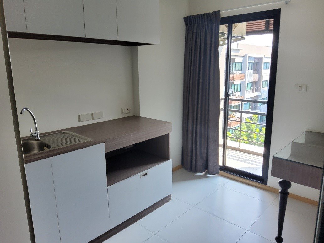 picture CONDO 28.77 Sq.m. Bang Sao Thong Samut Prakarn for 1.9M - 8/12